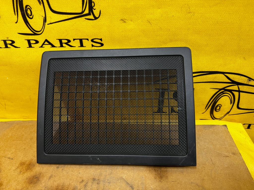 Купить Защита заглушка динамика полка задний  infiniti q70 m35h m37 m56