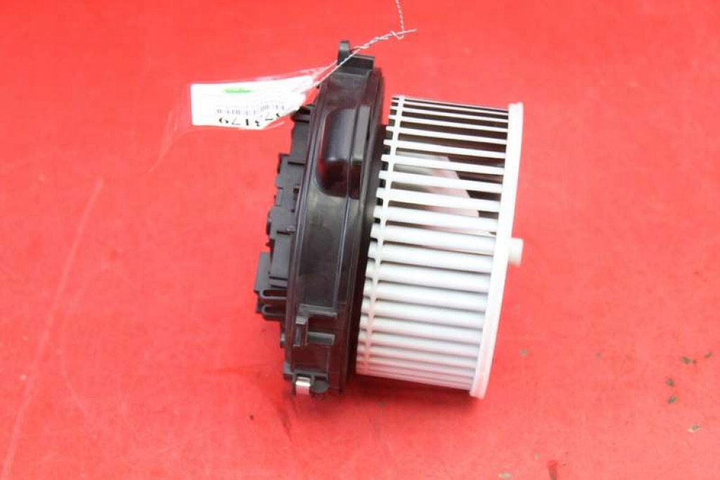 фото №4, Повітродувка вентилятор обдув eu 0130309503 opel astra 5 v k 15-20