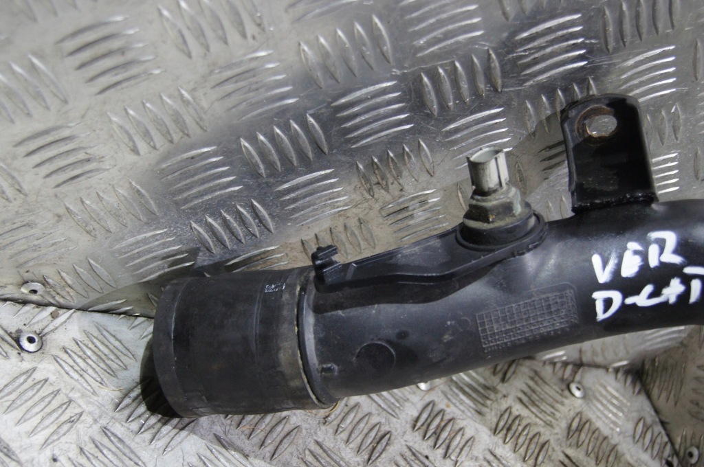 фото №3, Шланг интеркулер corolla verso 2.2 d-cat