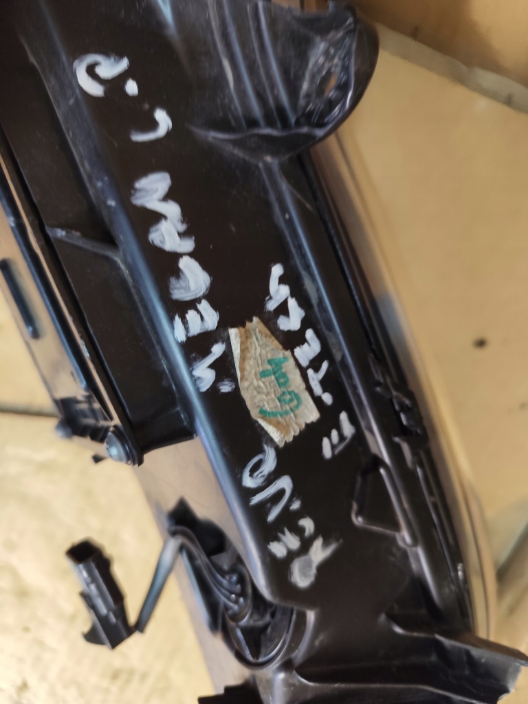 Противотуманная фара левый led drl megane v e-tech 266053014r с Разборки