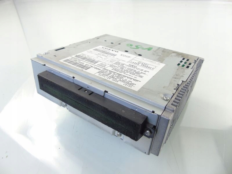 фото №1, Volvo v50 lift радіо 31288510 радіо cd