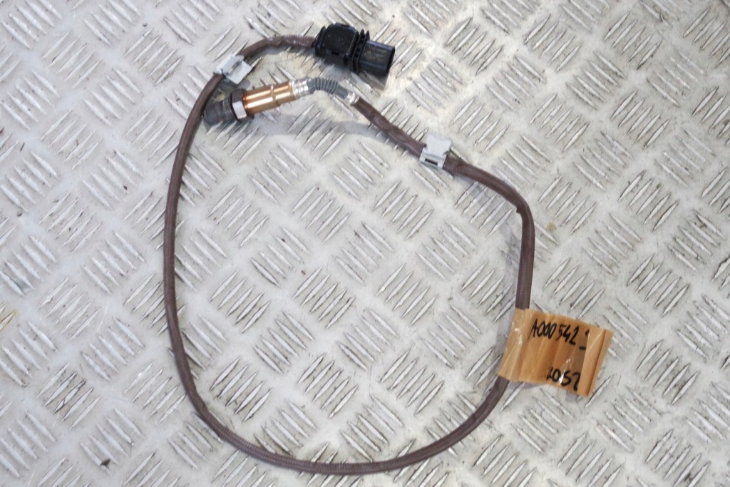 Купити Датчик лямбда-зонд mercedes g w463/4 amg a0005423400