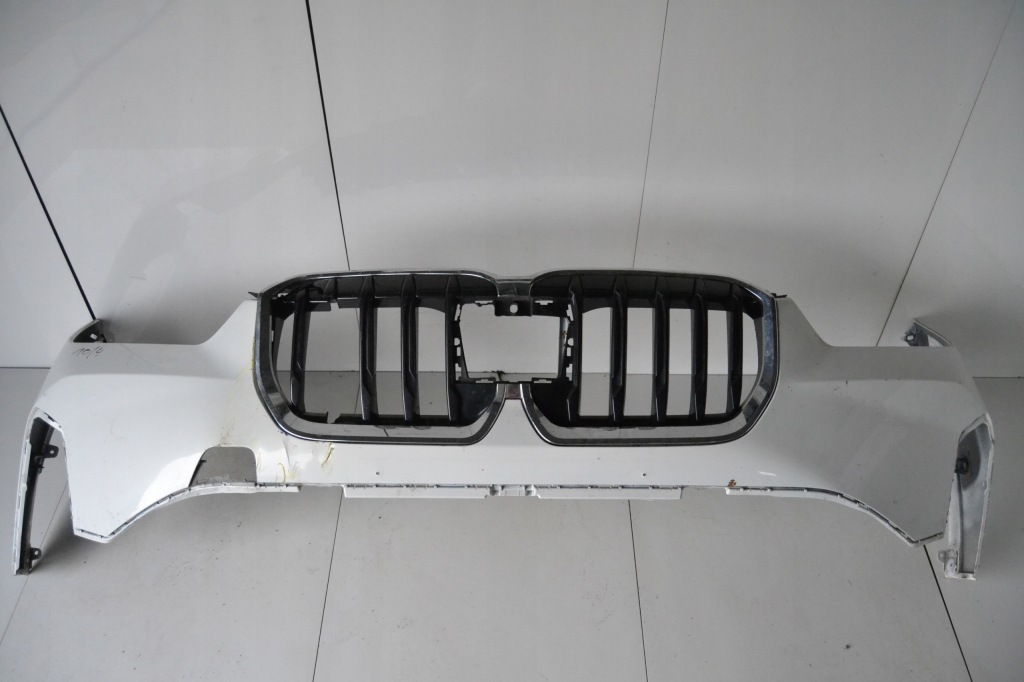 фото №1, Bmw x1 u11 x-line 22- бампер перед хром решетка
