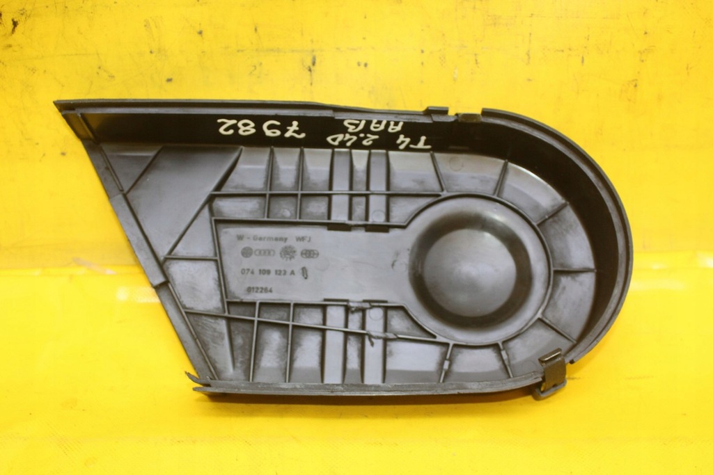 фото №5, Корпус защита распределительного вала vw transporter t4 074109123a