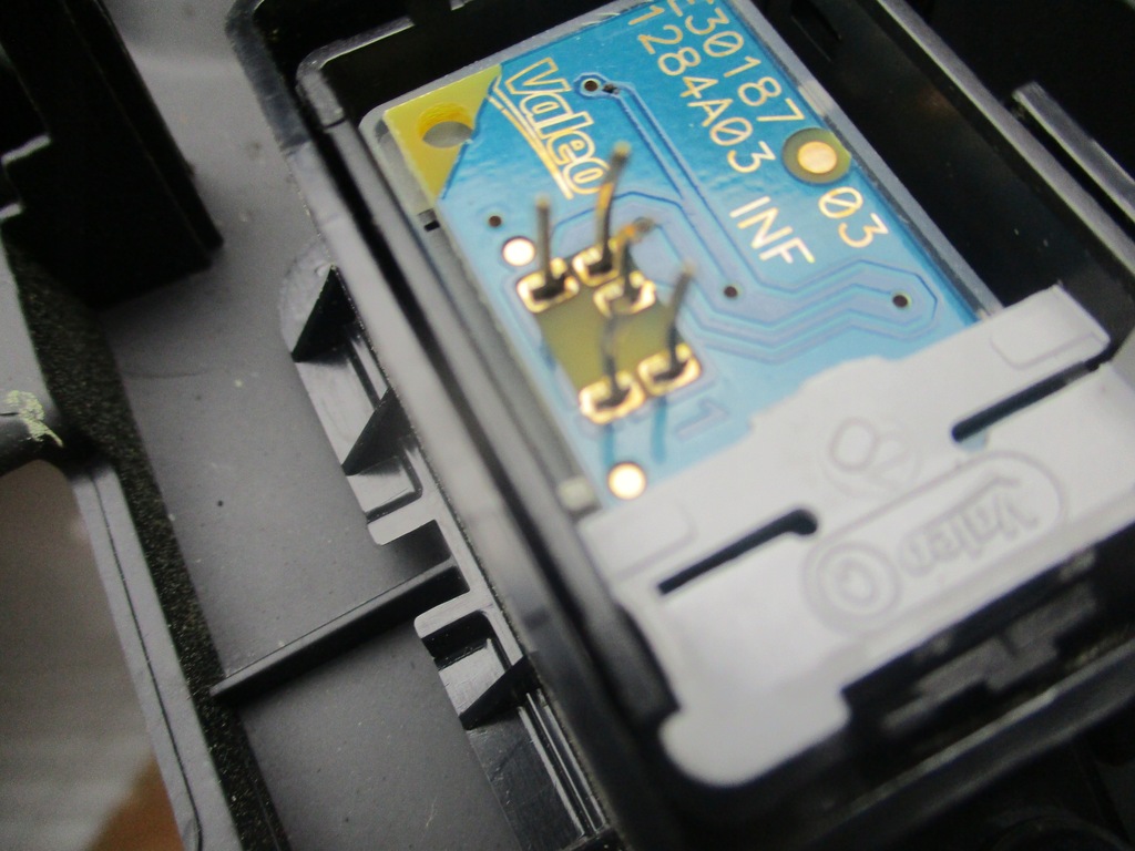 фото №7, Туннель средний renault megane iii 969120032r