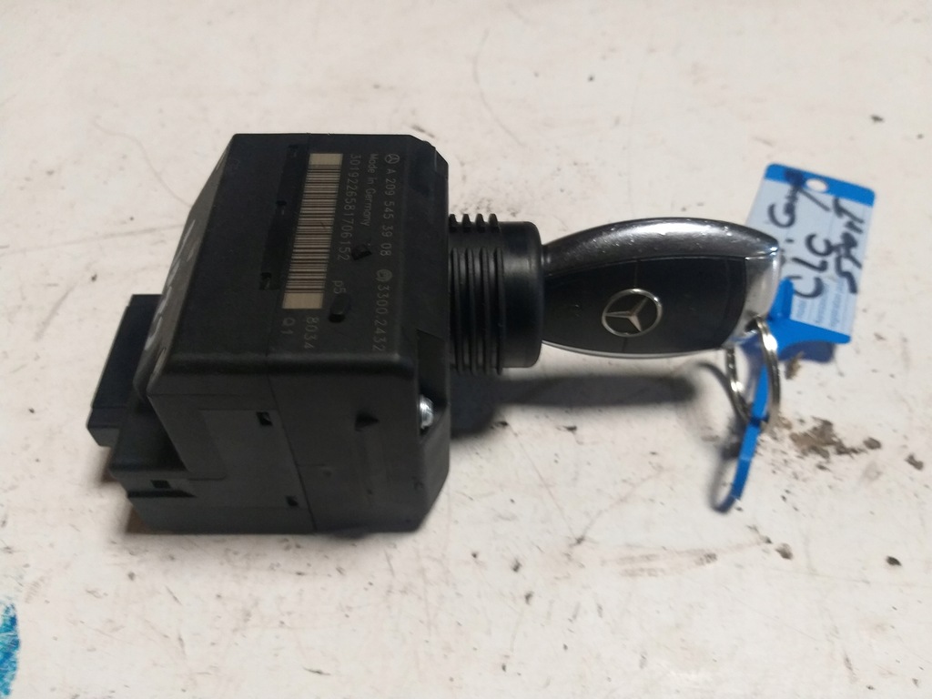 фото №1, Замок зажигания ключ a2095453908 mercedes w203 clc