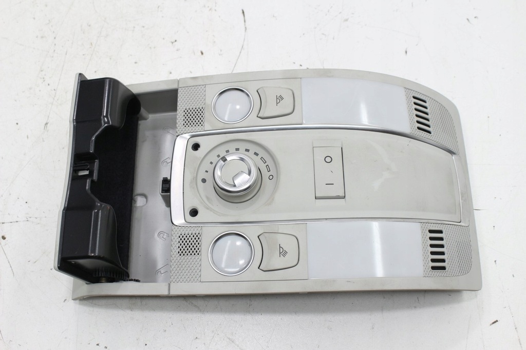 фото №11, Лампа потолочный люк audi a6 c6 4f0947135ce