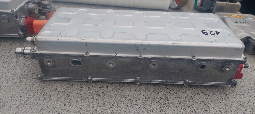 Jeep wrangler jl 22 23 модуль зарядное устройство преобразователь аккумулятора phev 4xe nr 129 в Украине