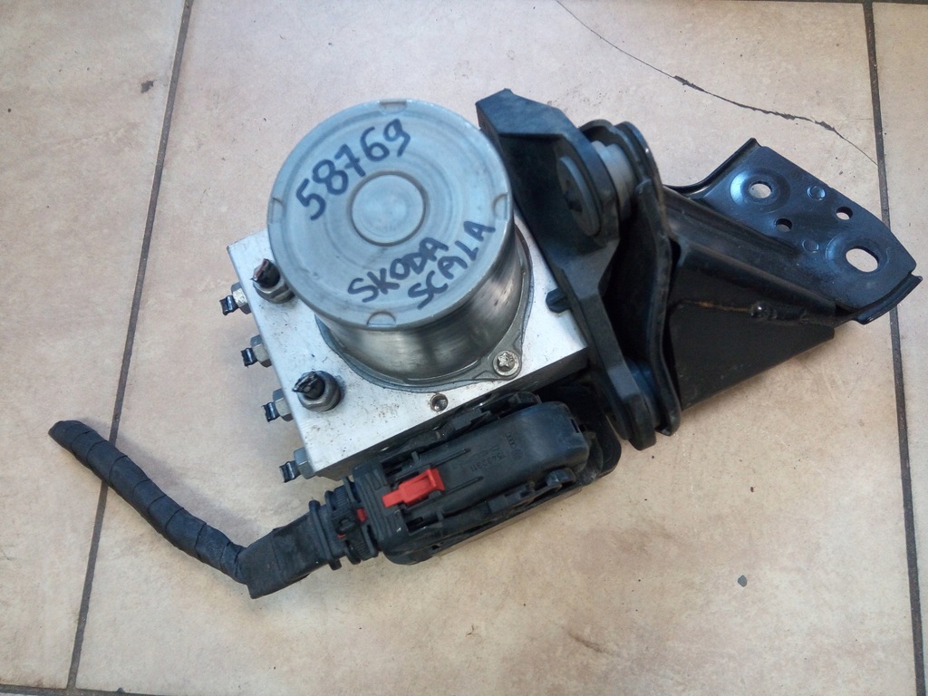 фото №1, Насос abs skoda scala 2q0614517al oryg.