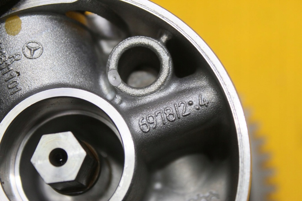 фото №7, Насос масла vito w204 w212 2.2 cdi a6511810312