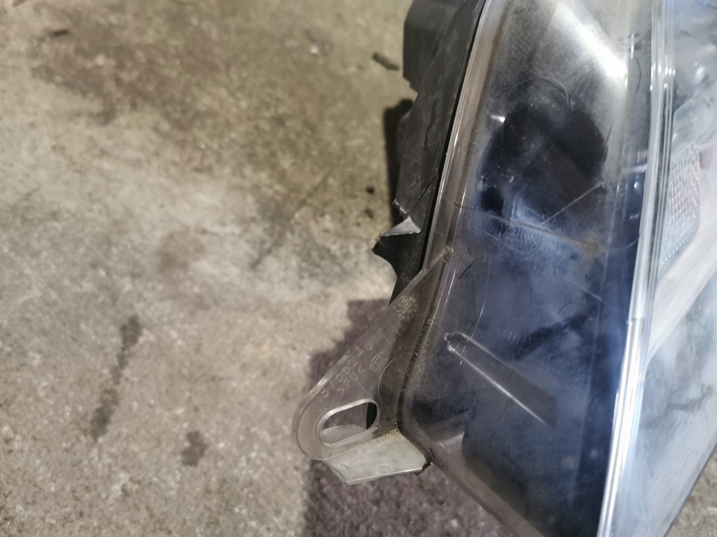 Фара лівий перед ліва передня opel insignia uk в Україні