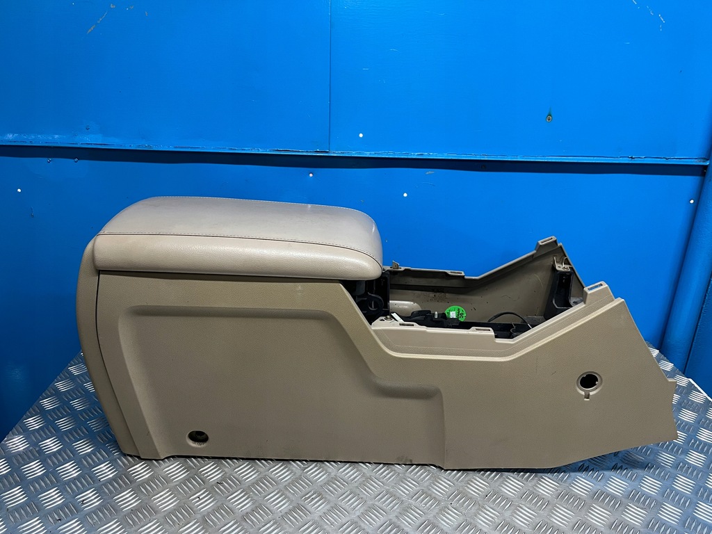 фото №7, Ford expedition ii 02- тунель підлокітник бежевий