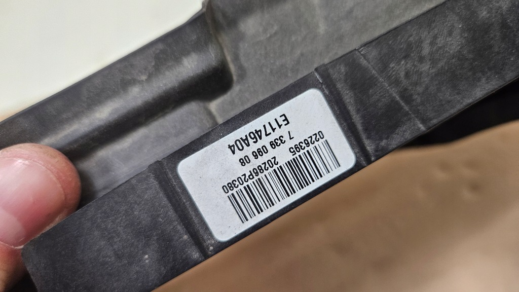 фото №10, Повітропровід жалюзі впуск повітря bmw x1 f48 9319918-01