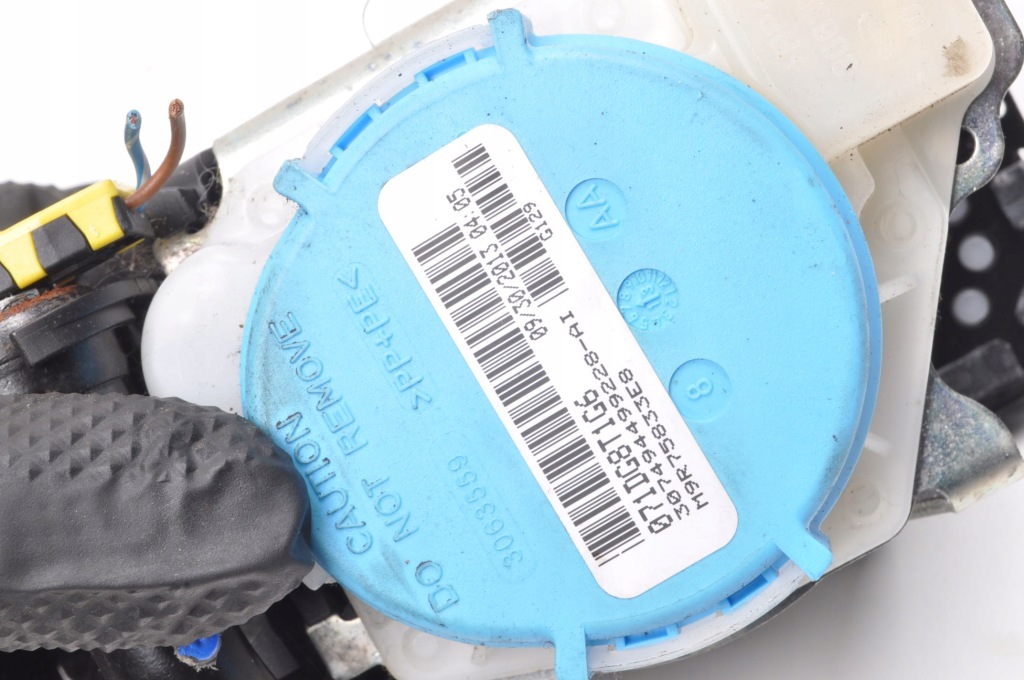 Mercedes w117 w156 w176 ремень безопасности левый перед a1768602185 Киев