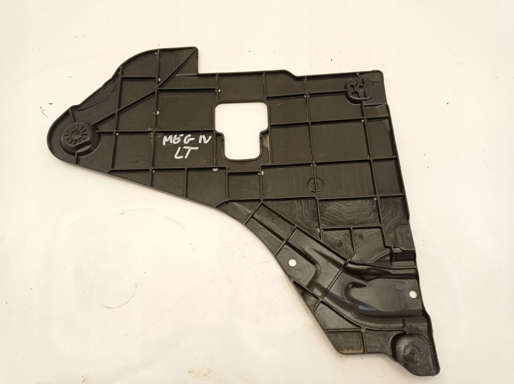 фото №1, Renault megane iv защита подвеска левый задняя hb 748a39495r