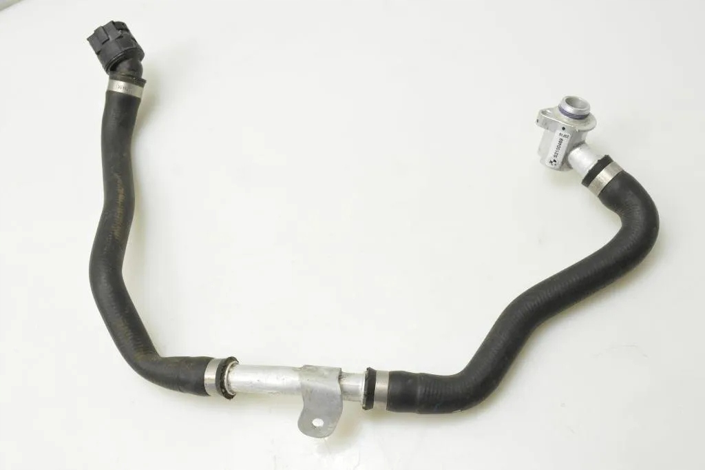Купить Труба шланг воды s2100469 bmw g30 g31 530e 17-