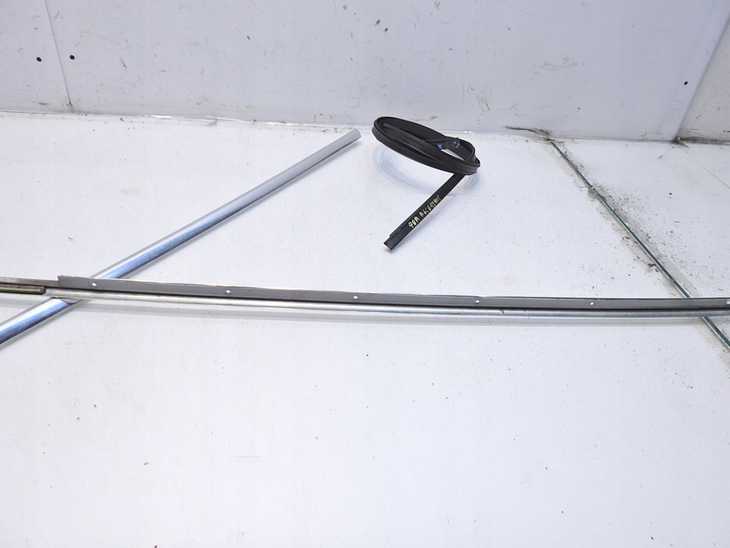 фото №9, Молдинг кузовная правая audi a6 c6 avant