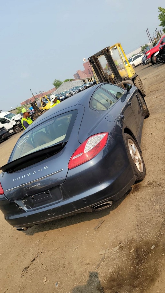 фото №1, Дверь правый задняя задние porsche panamera 970 lm5s