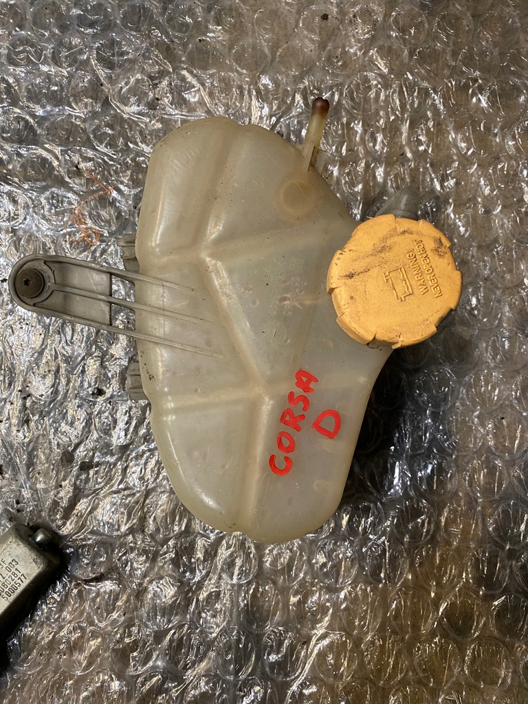 фото №1, Opel corsa d бачок расширительный 55702165