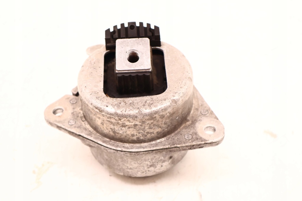 фото №1, Alfa romeo giulia 2.2 mtj кронштейн подушка двигуна ліва перед 505515140