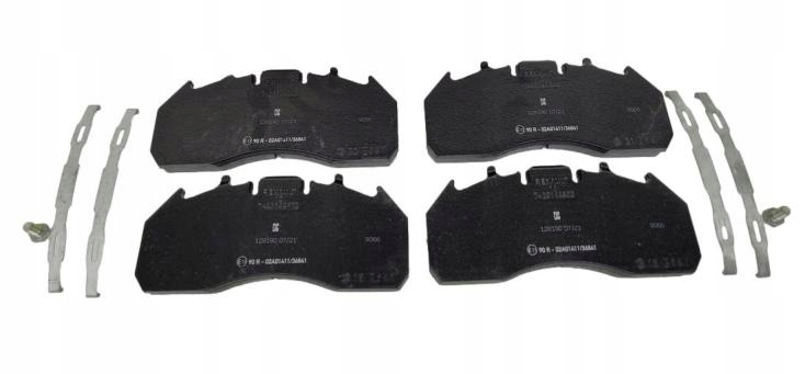 фото №1, Новый оригинальный набор тормозных колодок тормозные колодки тормозные renault magnum dxi premium