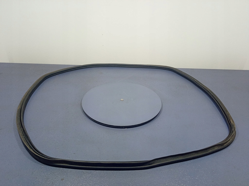 фото №1, Mercedes gls gl x166 прокладка крышки багажника a1667400278