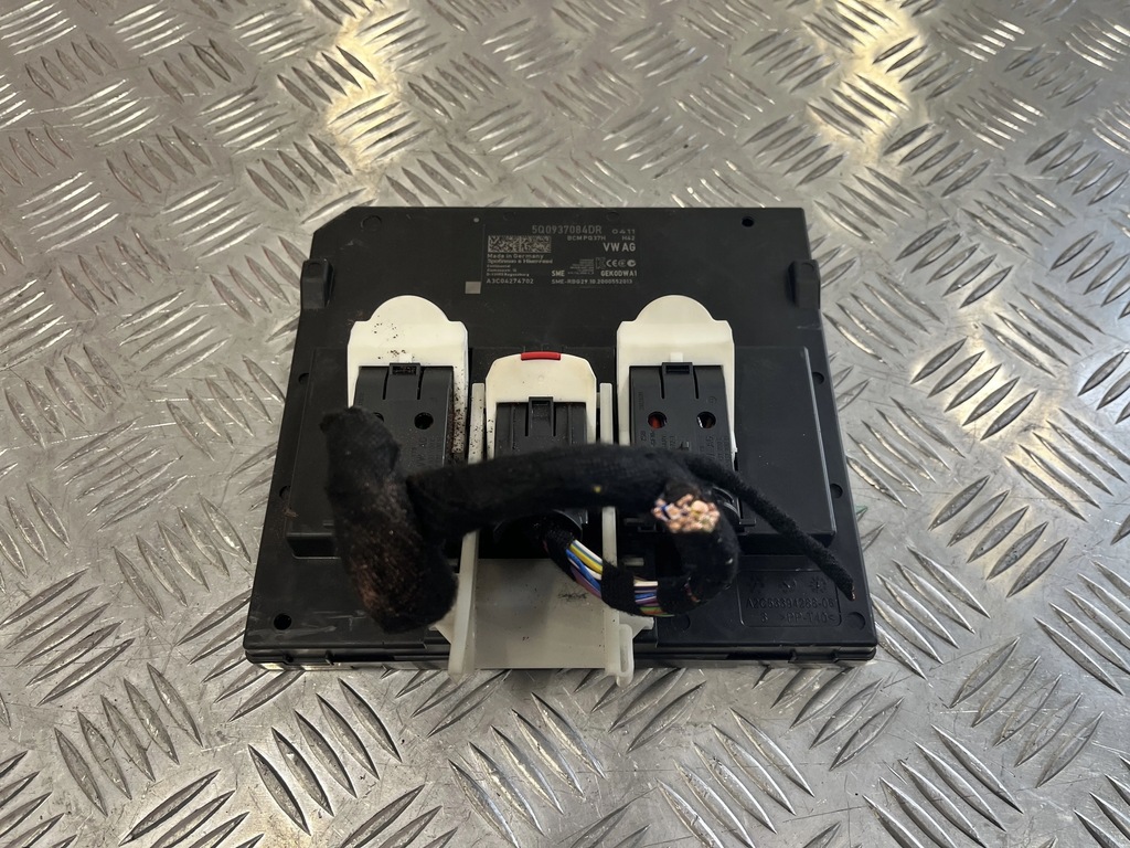 фото №1, Модуль блок керування комфорту vw t-roc 17- 5q0937084dr