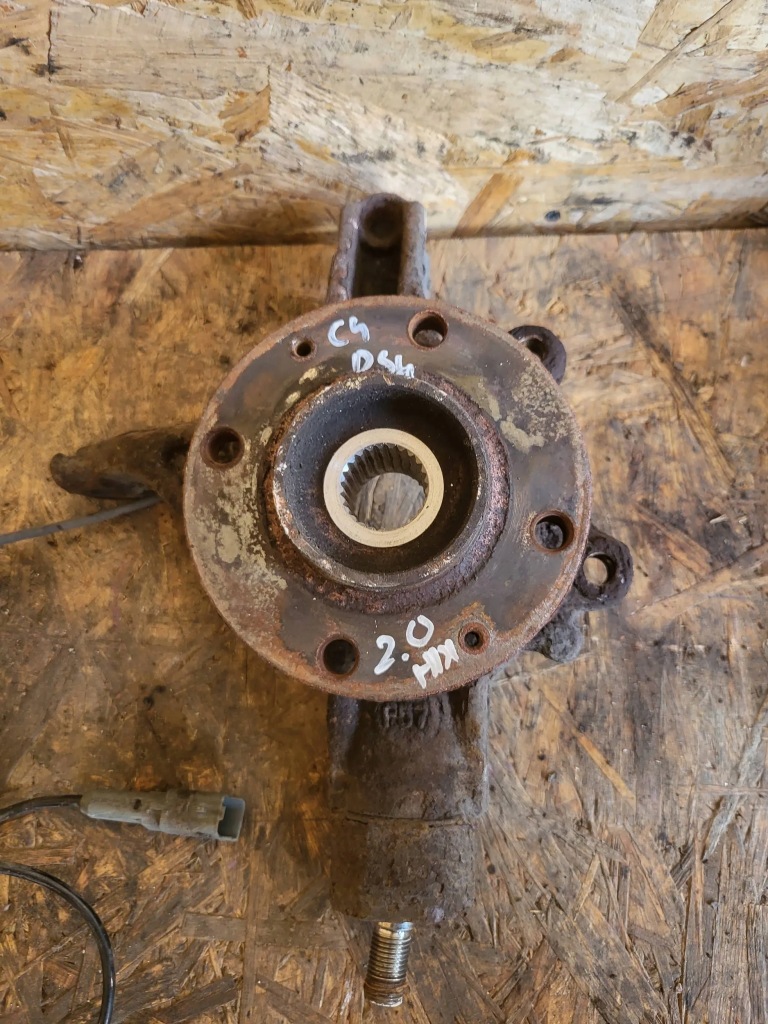 фото №1, Citroen ds4 2.0 hdi поворотный кулак правая p57