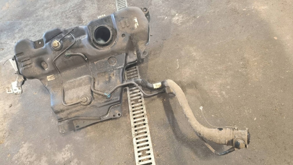 Бак пального 172022415r 1.3 renault grand scenic iv Недорого