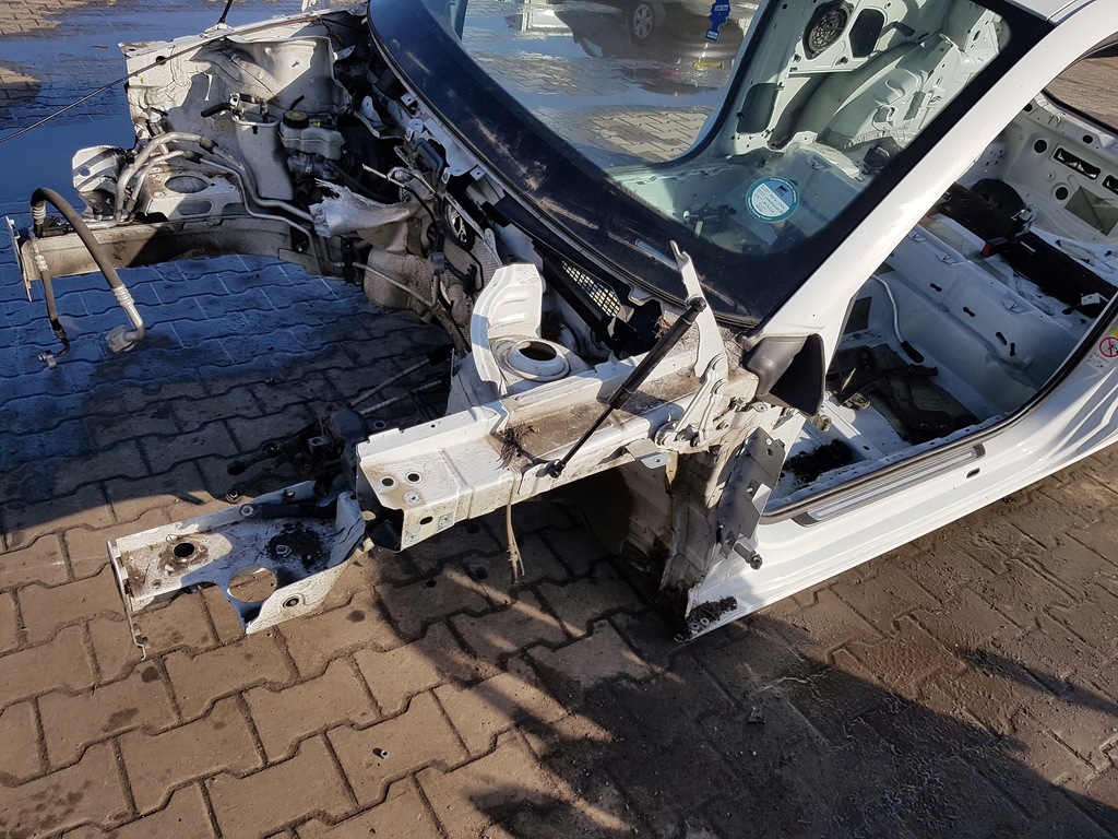 фото №1, Audi a1 8x 10-18r чверть лонжерон ліва перед 3d ls9r