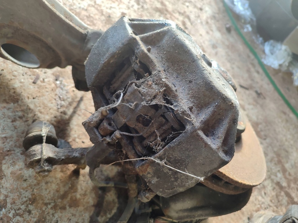 Купить Поворотный кулак передняя mercedes-benz sl r129 a1293300220