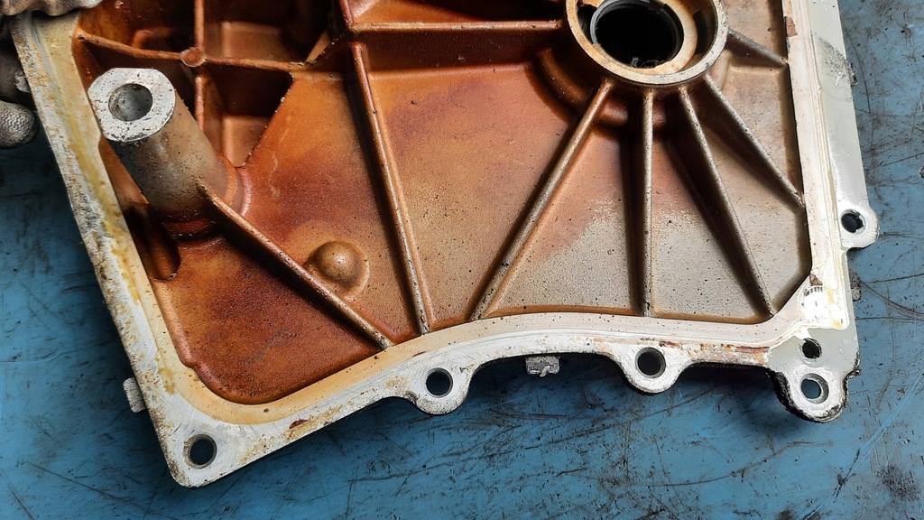 фото №7, Корпус розподільного валу 4792604aa chrysler sebring 2.7b