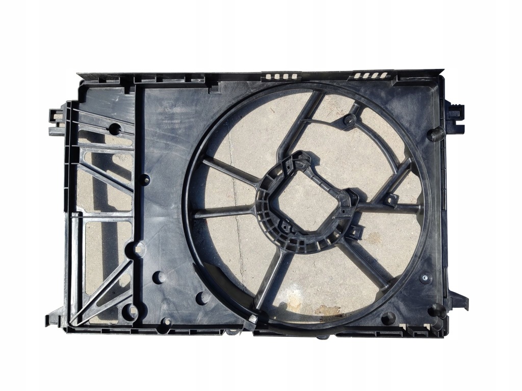 фото №1, Вентилятор toyota camry 17- 2.5 3.5 корпус