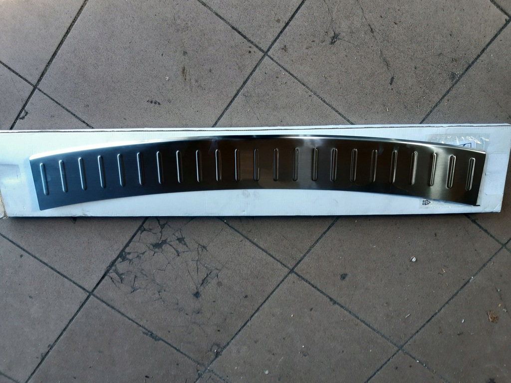 фото №1, Накладка бампера задняя renault clio iv хром оригинальный номер