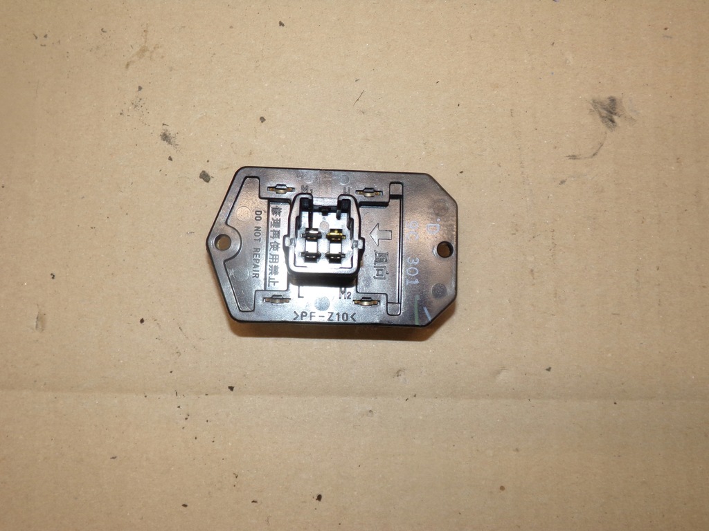 фото №1, Резистор резистор вентилятор yaris i