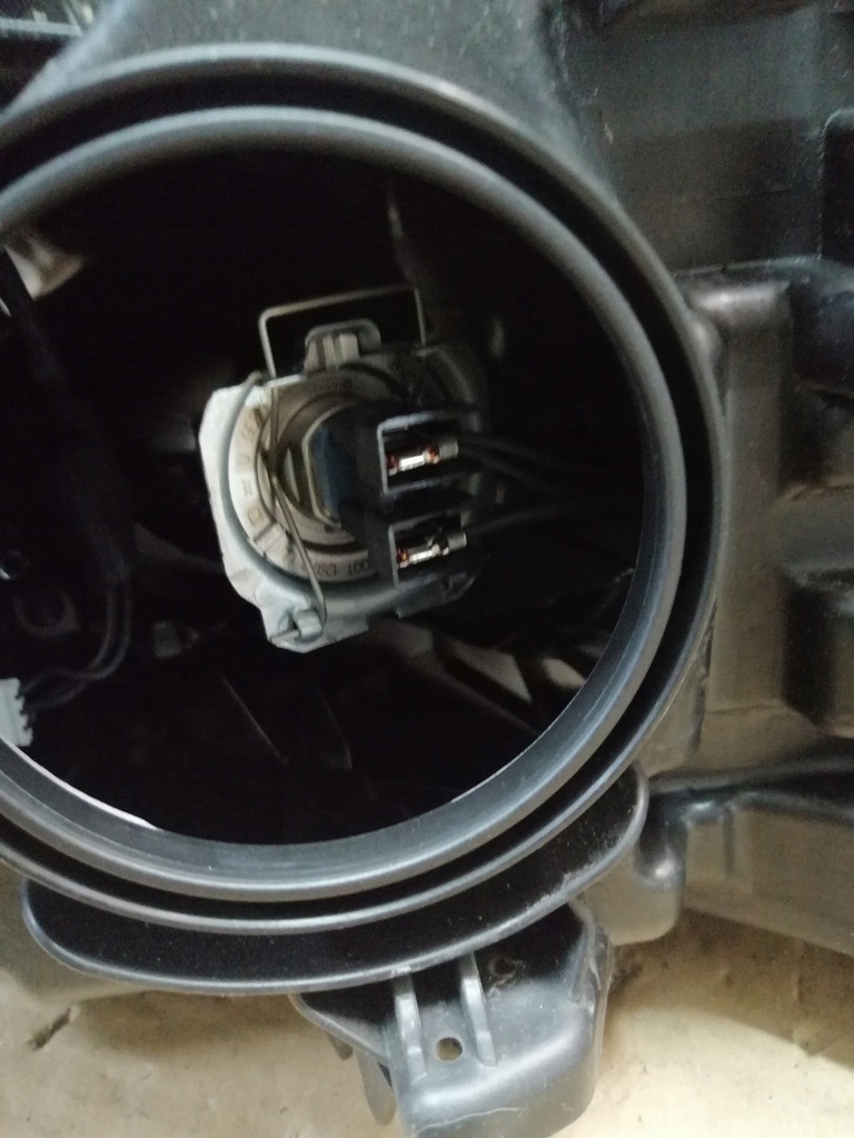 фото №4, Ford mondeo mk5 лампа левая перед eu