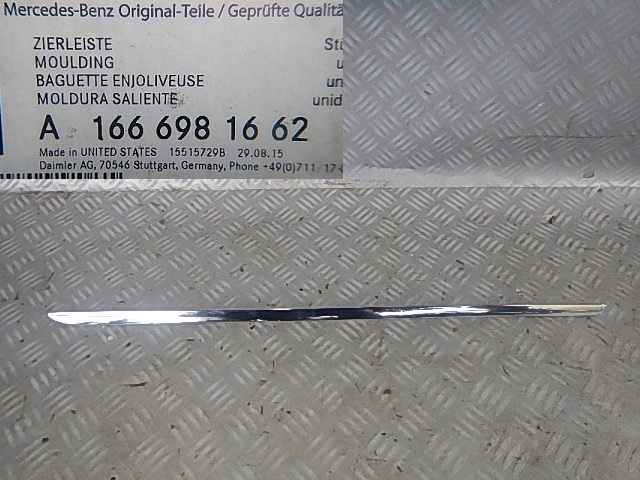 фото №1, Mercedes ml w166 правая молдинг порог хром