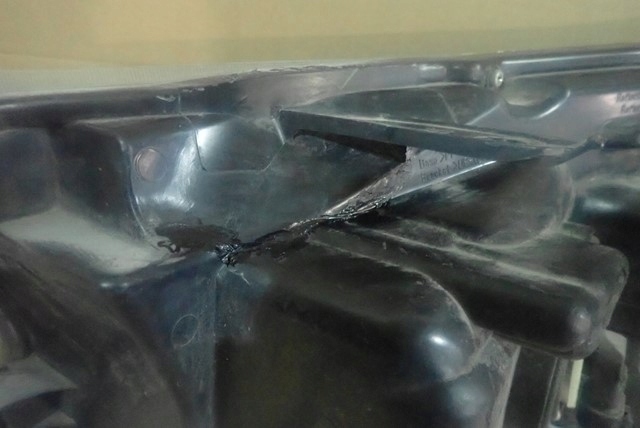 фото №3, Лампа правая фара toyota hilux viii led 2015-