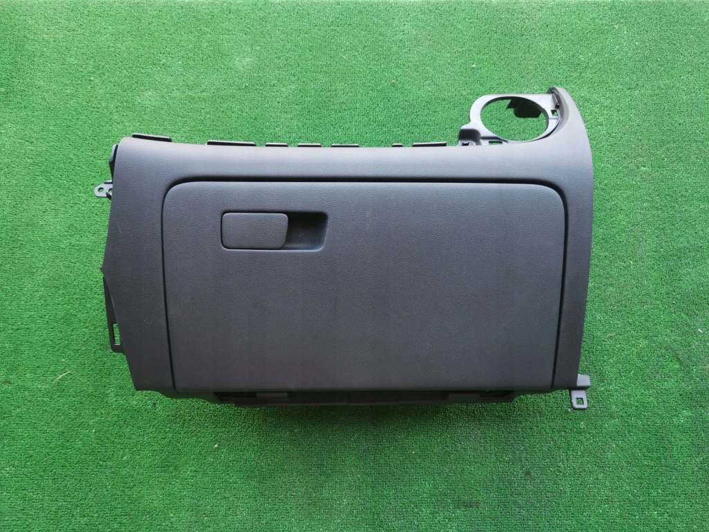 фото №1, Hyundai kona бардачок пасажира 84540-j9000