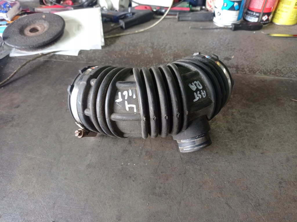 фото №1, Opel astra iv j 1,6 t a16let - труба повітрозабірник 13256856