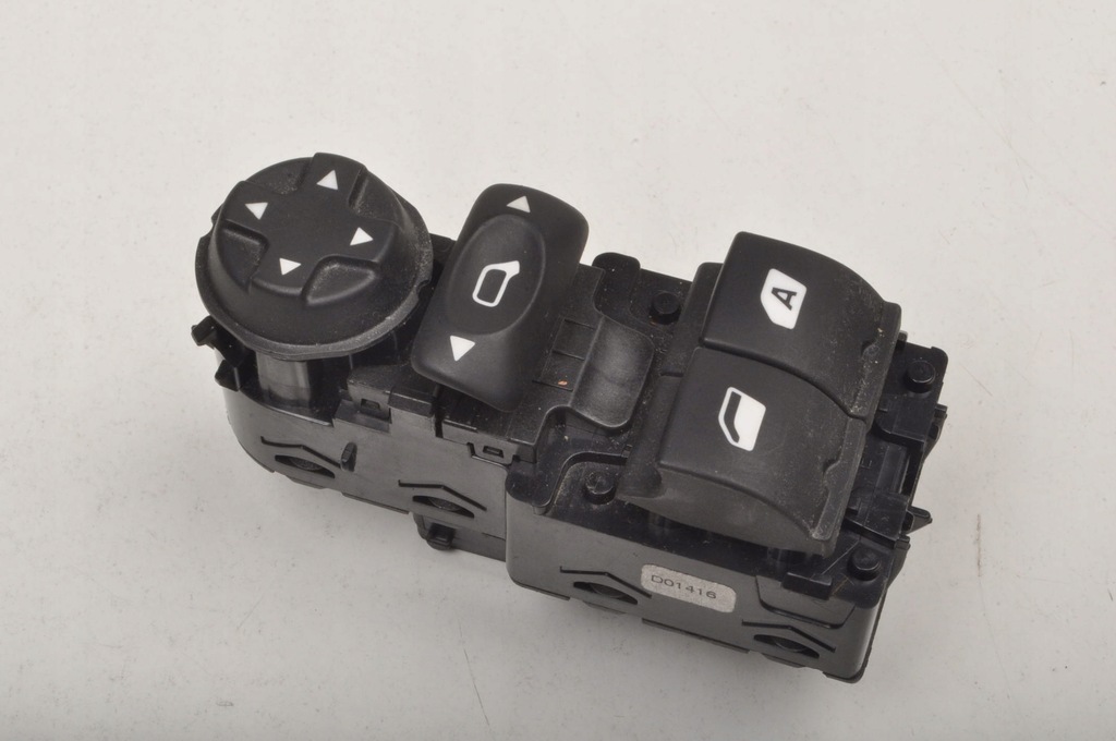 фото №1, Peugeot 2008 i панель управление окон зеркал 96751120zd