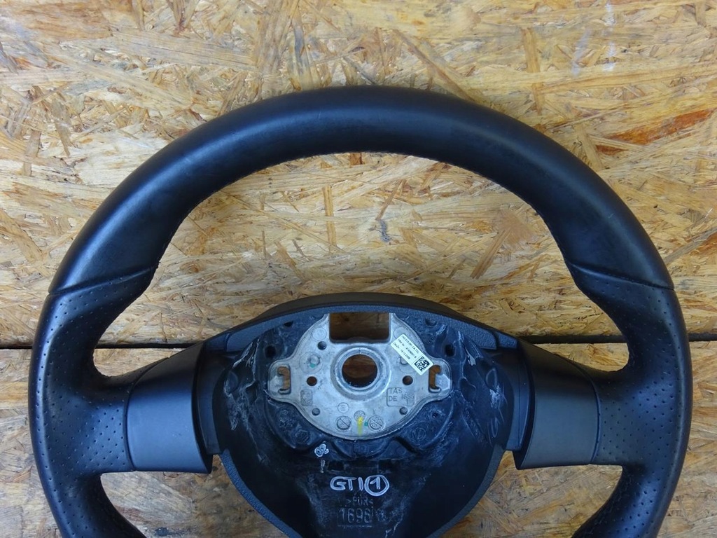 фото №4, Vw golf v r32 gti scirocco воздуховод кожа 1k0419091ca