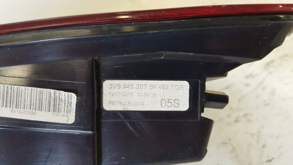 фото №7, Skoda superb 3 iii 3v9 led лампа задняя kombi 15-18r