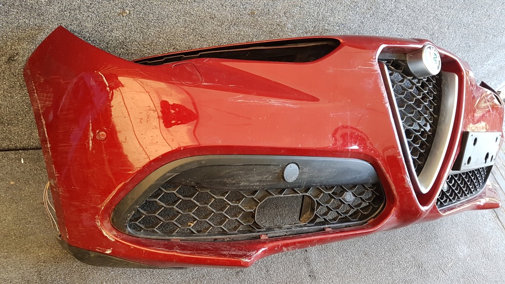 фото №2, Alfa romeo stelvio kompletny бампер перед