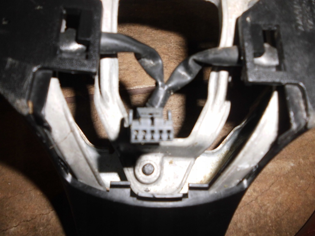 фото №5, Mitsubishi colt воздуховод кожаный с manetkami