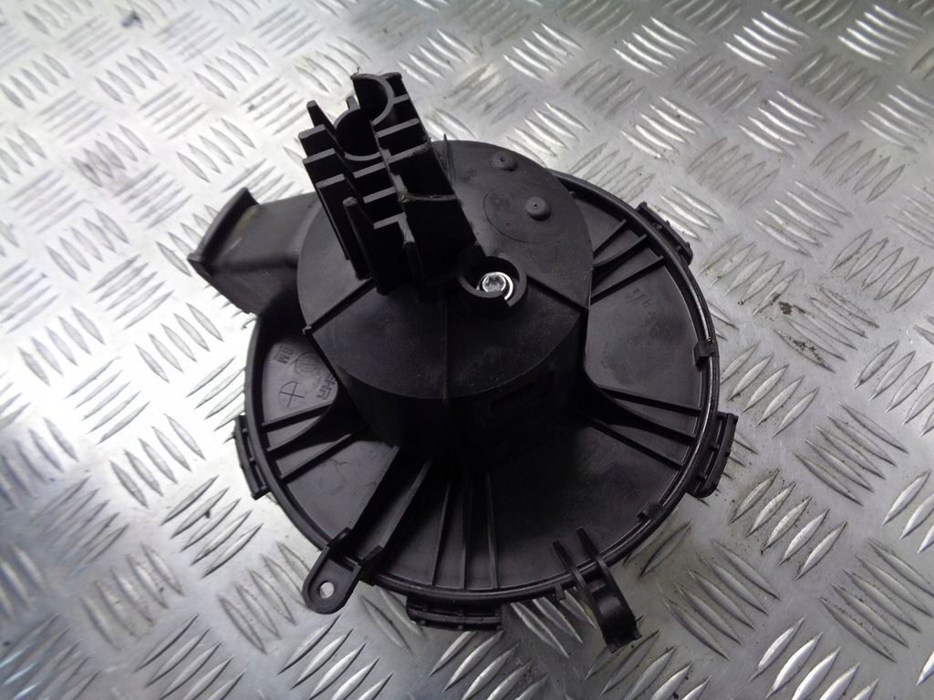фото №1, Вентилятор обдув skoda fabia i d8087