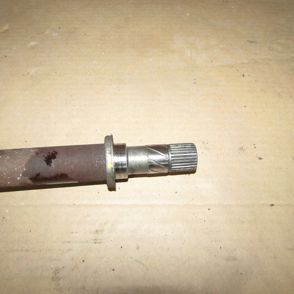 фото №2, Dacia logan i półośka правая 1,4 mpi 8v