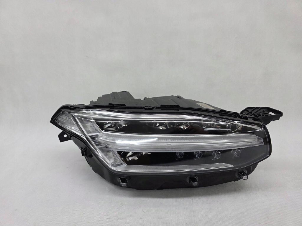 Купить Volvo xc90 2 фара перед правый  full led high beam европа 32262026