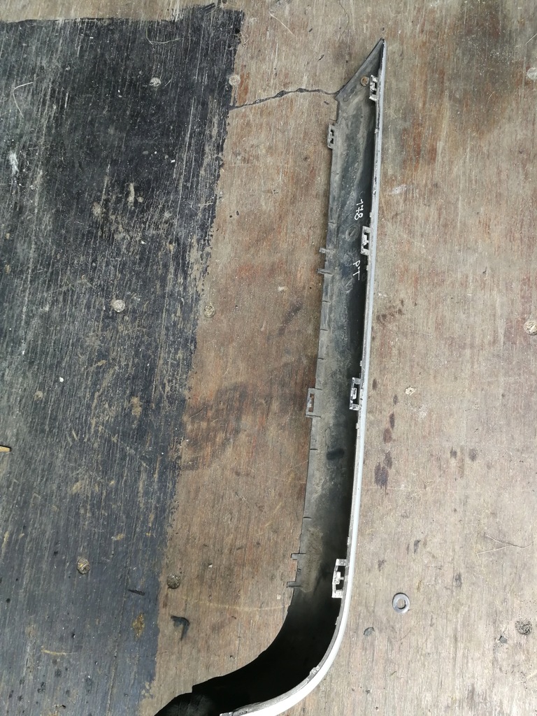 фото №5, Молдинг бампера правий задня широка лампа bmw e30