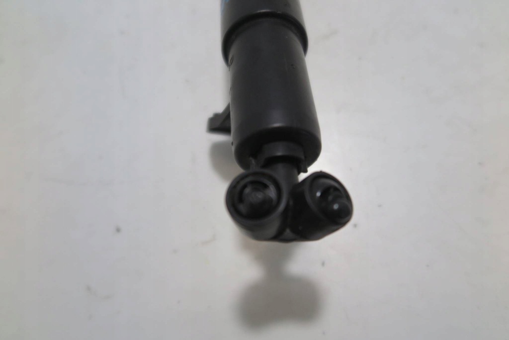 Омыватель лампы правый перед передний mercedes benz clk w209 рестайлинг Оригинал